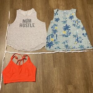 Bundle of 3 1 Old navy xl grey tank top palm trees 1 mom hustle tank sports bra